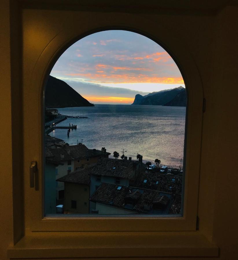 Wind Rose Apartments 2 Torbole Sul Garda Eksteriør bilde